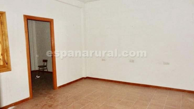 9 sovrum Lägenhet till salu i Caniles - 175 000 € (Ref: 9451728)