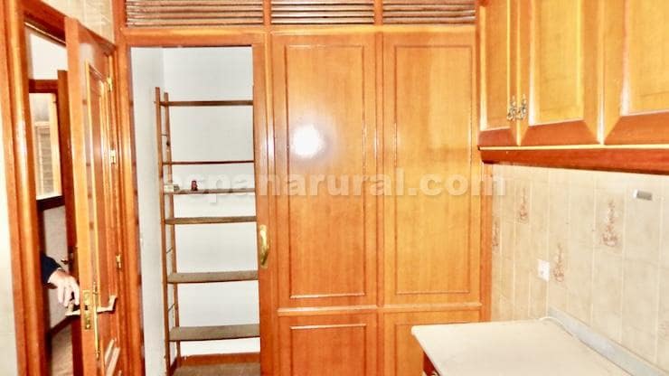 9 sovrum Lägenhet till salu i Caniles - 175 000 € (Ref: 9451728)