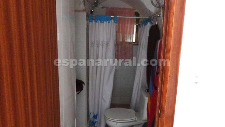 4 slaapkamer Huis te koop in Somontin - € 47.000 (Ref: 9467952)