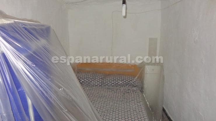 4 slaapkamer Huis te koop in Somontin - € 47.000 (Ref: 9467952)