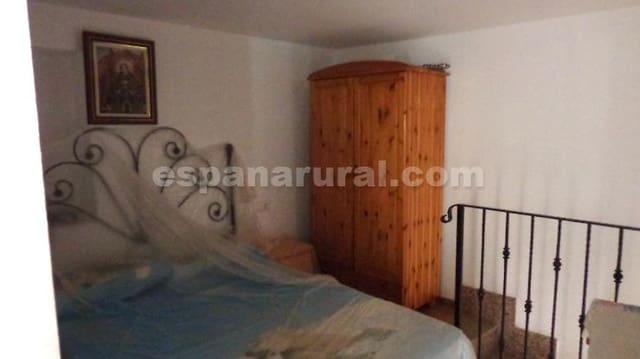 4 slaapkamer Huis te koop in Somontín - € 47.000 (Ref: 9467952)