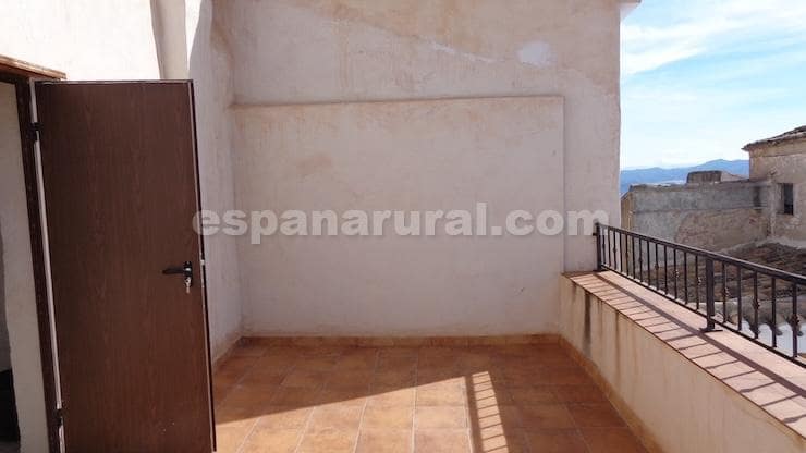 4 slaapkamer Huis te koop in Somontin - € 47.000 (Ref: 9467952)