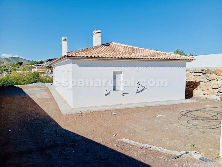 Chalet de 3 habitaciones en Arboleas en venta con piscina - 287.000 € (Ref: 9685920)