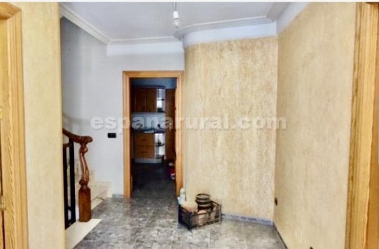 8 bedroom Townhouse for sale in Lucar - € 200,000 (Ref: 9704442)