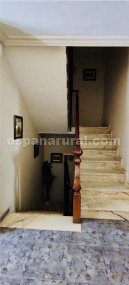 8 bedroom Townhouse for sale in Lucar - € 200,000 (Ref: 9704442)