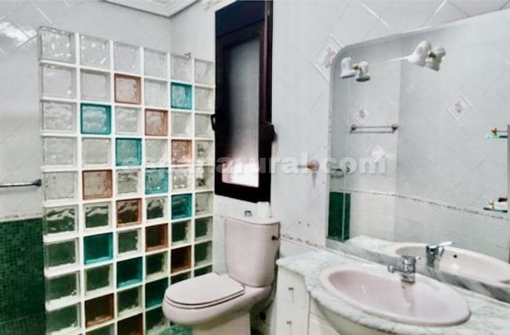 8 bedroom Townhouse for sale in Lucar - € 200,000 (Ref: 9704442)