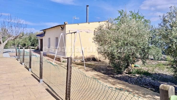 2 bedroom Finca/Country House for sale in Armuna de Almanzora with pool - € 22,000 (Ref: 9704443)