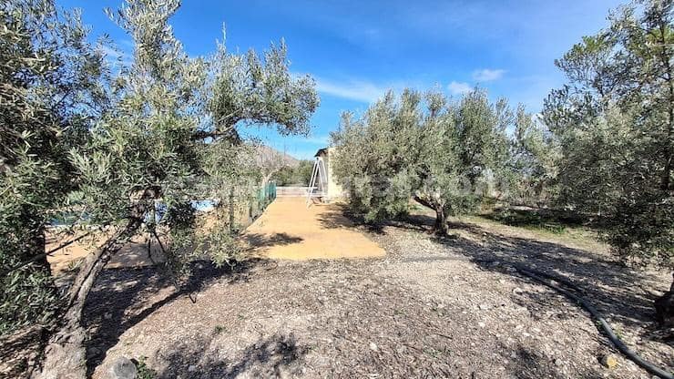 2 bedroom Finca/Country House for sale in Armuna de Almanzora with pool - € 22,000 (Ref: 9704443)