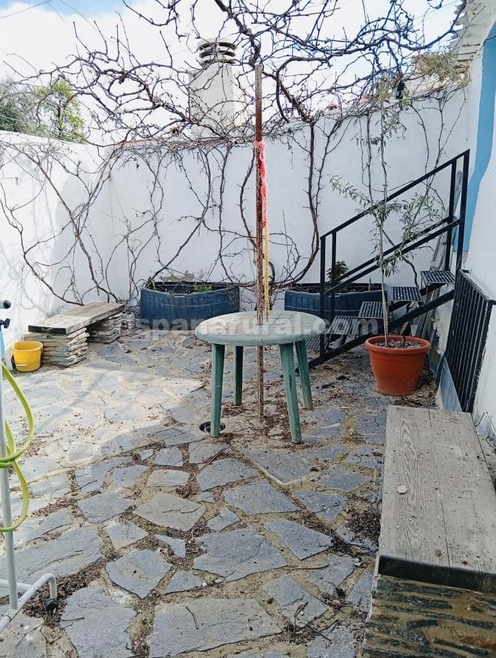 4 chambre Maison de Ville à vendre à Cela - 108 000 € (Ref: 9726260)