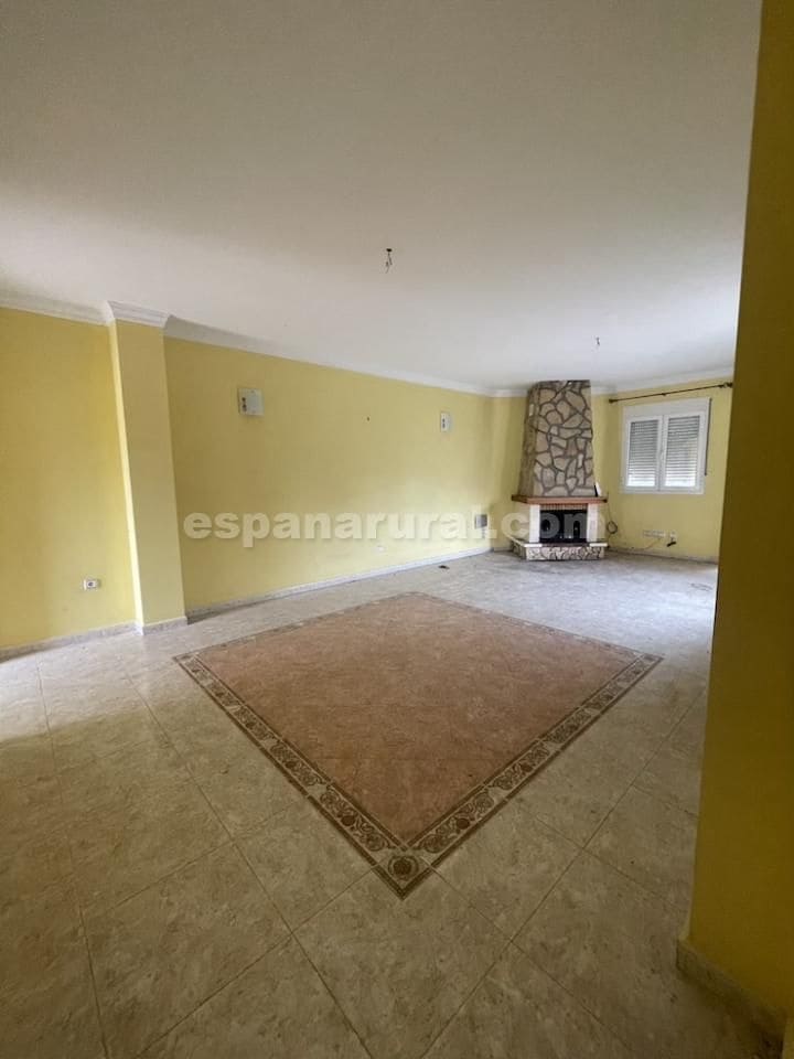 3 makuuhuone Huvila myytävänä paikassa Zurgena mukana uima-altaan - 265 000 € (Ref: 9821867)