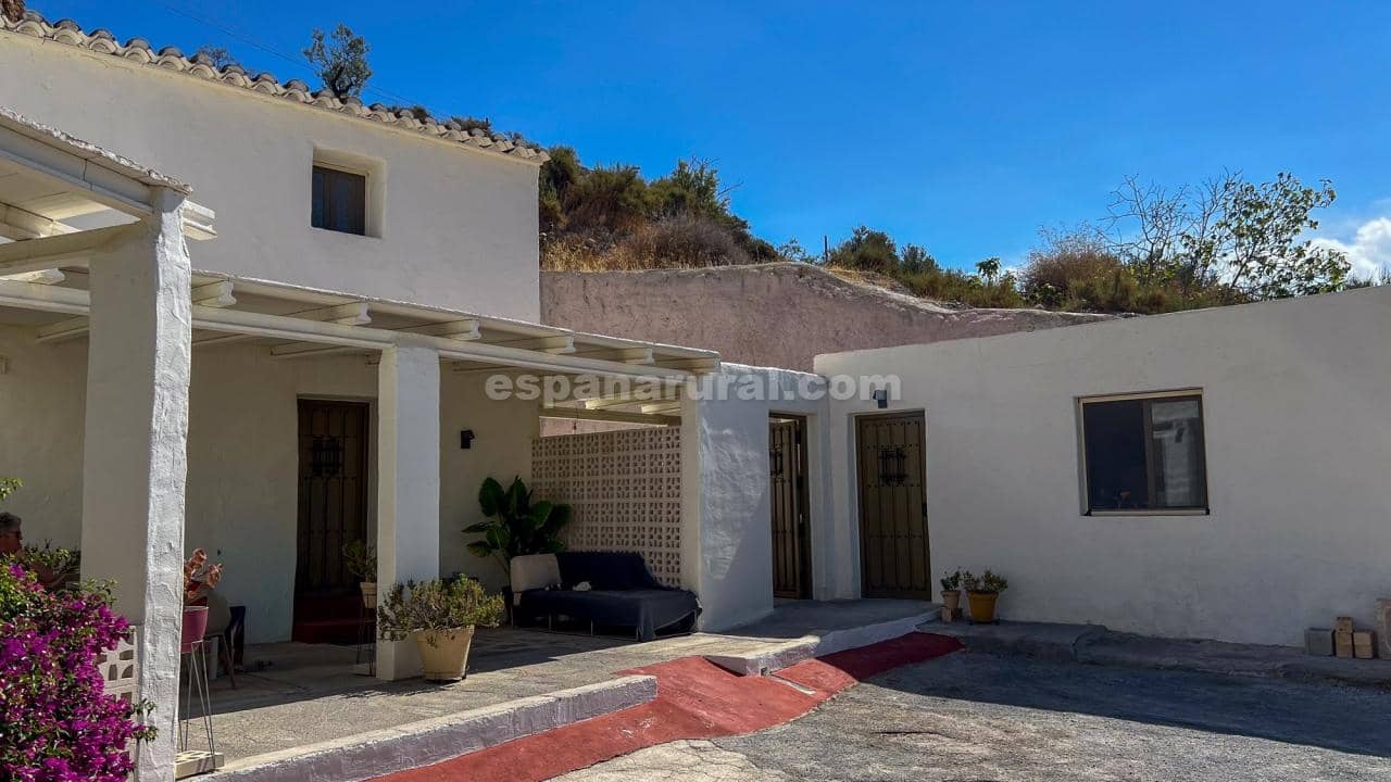 5 bedroom Finca/Country House for sale in Lucar - € 312,000 (Ref: 9848914)