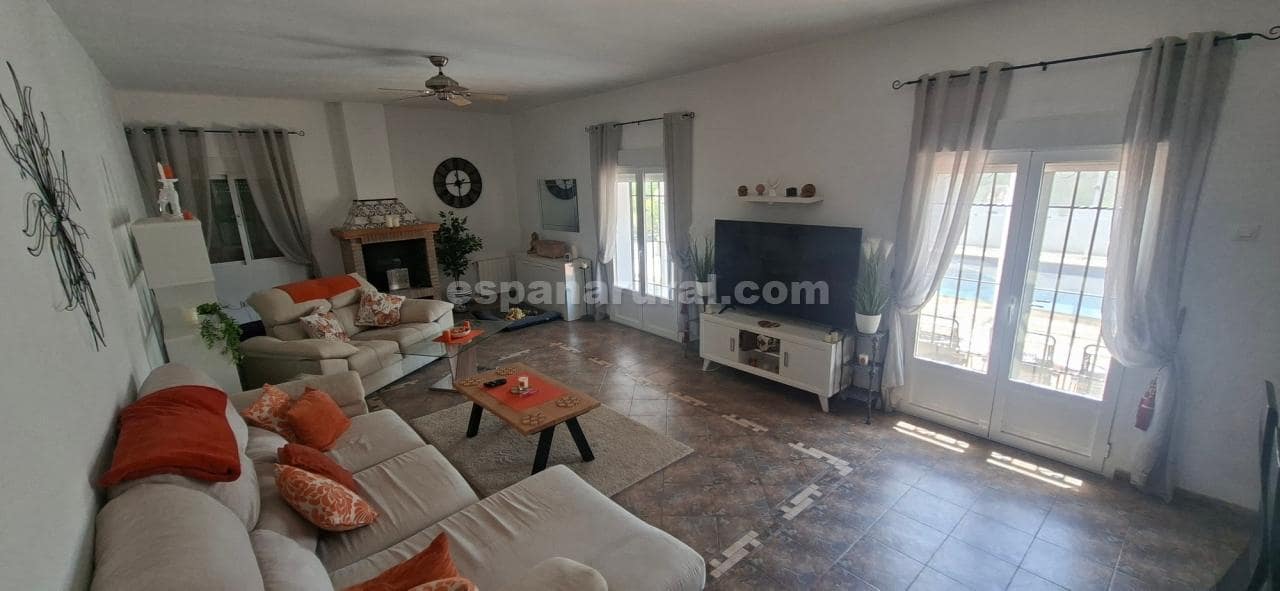 4 bedroom Finca/Country House for sale in Huercal-Overa with pool - € 349,000 (Ref: 9848915)