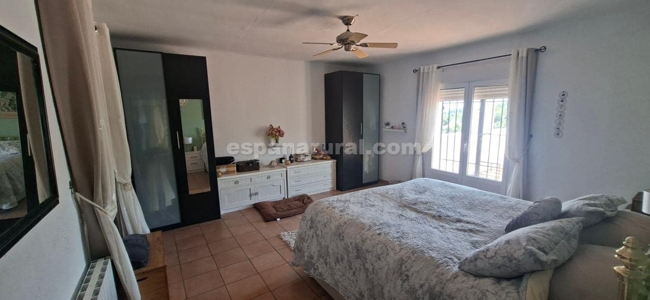4 bedroom Finca/Country House for sale in Huercal-Overa with pool - € 349,000 (Ref: 9848915)