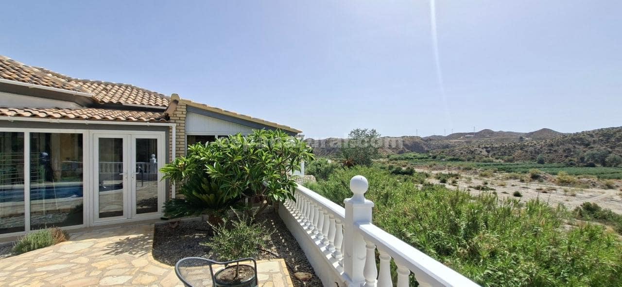 3 chambre Villa/Maison à vendre à Arboleas avec piscine - 296 000 € (Ref: 9949069)