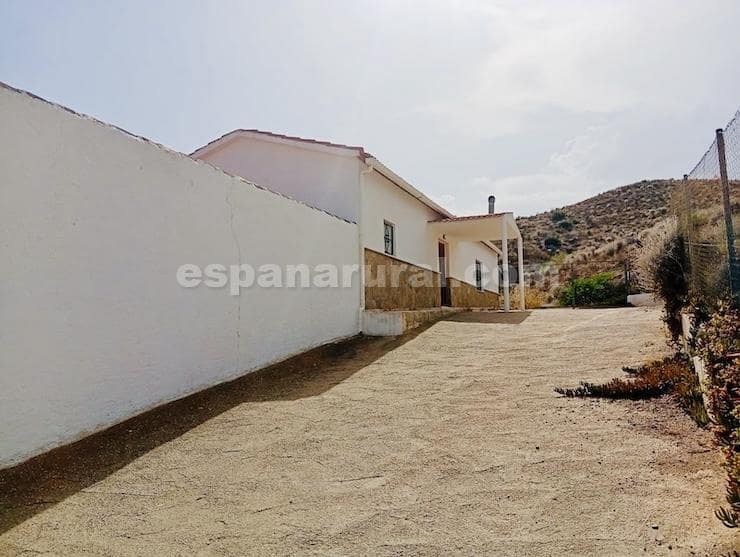 3 bedroom Finca/Country House for sale in Albox - € 219,500 (Ref: 9974552)