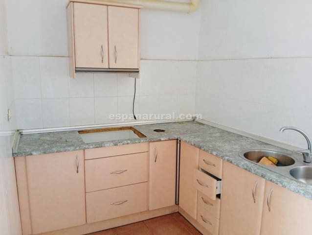 Casa de 3 habitaciones en Armuña de Almanzora en venta - 35.000 € (Ref: 9990104)