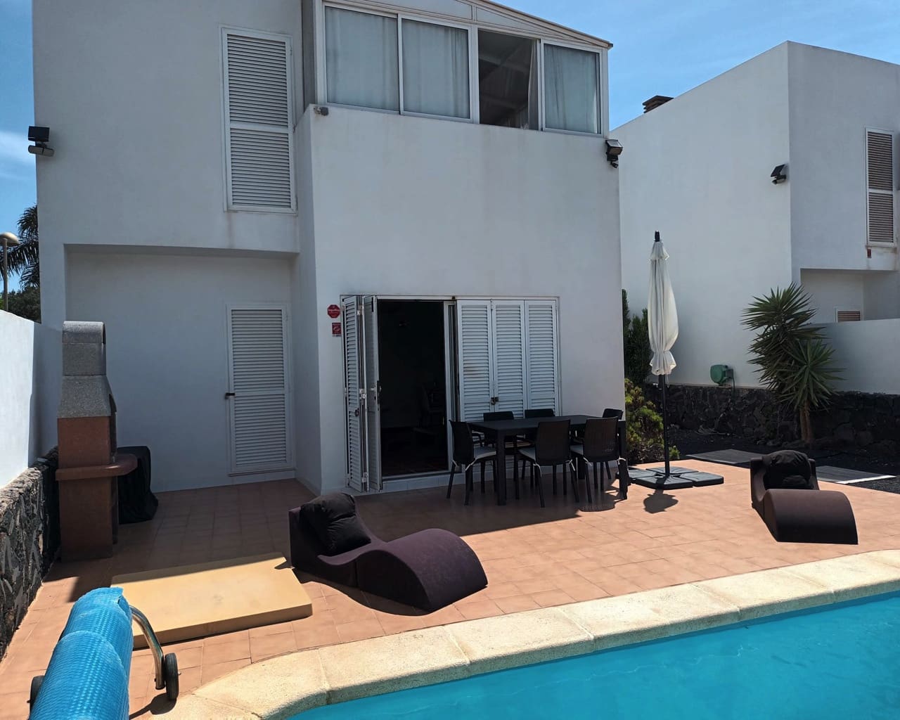 3 bedroom Villa for sale in Tamaragua, La Oliva with pool garage €