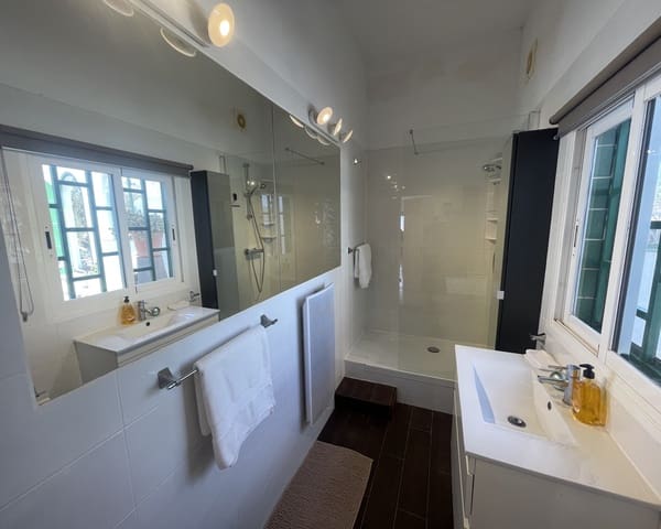 2 bedroom Finca/Country House for sale in Los Estancos, Puerto del Rosario with garage - € 360,000 (Ref: 8141386)