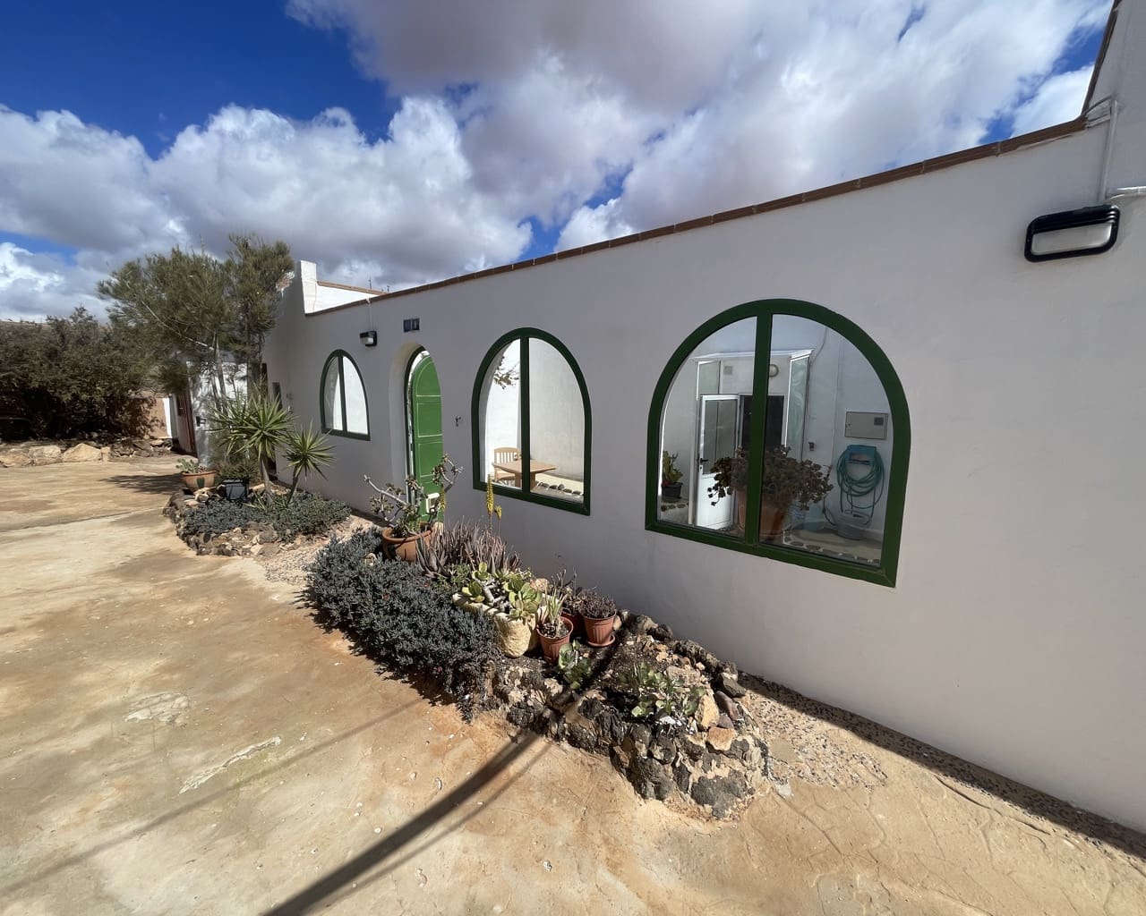 2 bedroom Finca/Country House for sale in Los Estancos with garage - € 360,000 (Ref: 8141386)