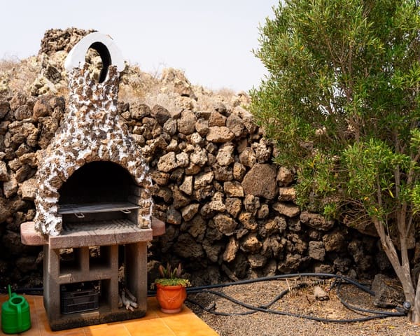 3 soveværelse Villa til salg i Lajares, La Oliva med swimmingpool garage - € 757.000 (Ref: 8940752)