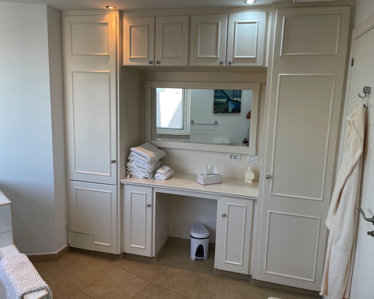 4 slaapkamer Villa te koop in El Roque met zwembad garage - € 1.500.000 (Ref: 9160309)