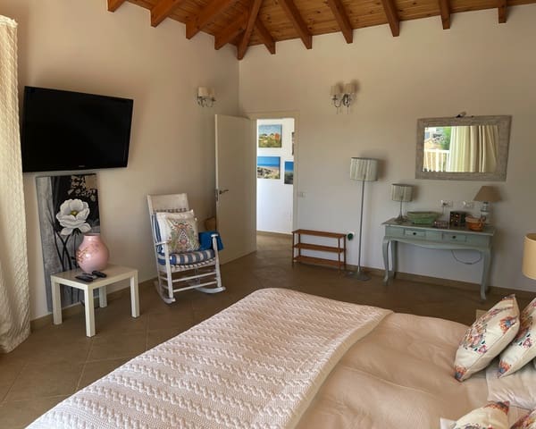 4 bedroom Villa for sale in El Roque, La Oliva with pool garage - € 1,500,000 (Ref: 9160309)