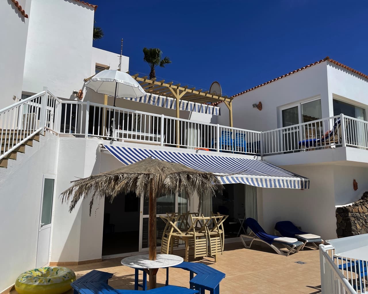 4 slaapkamer Villa te koop in El Roque met zwembad garage - € 1.500.000 (Ref: 9160309)