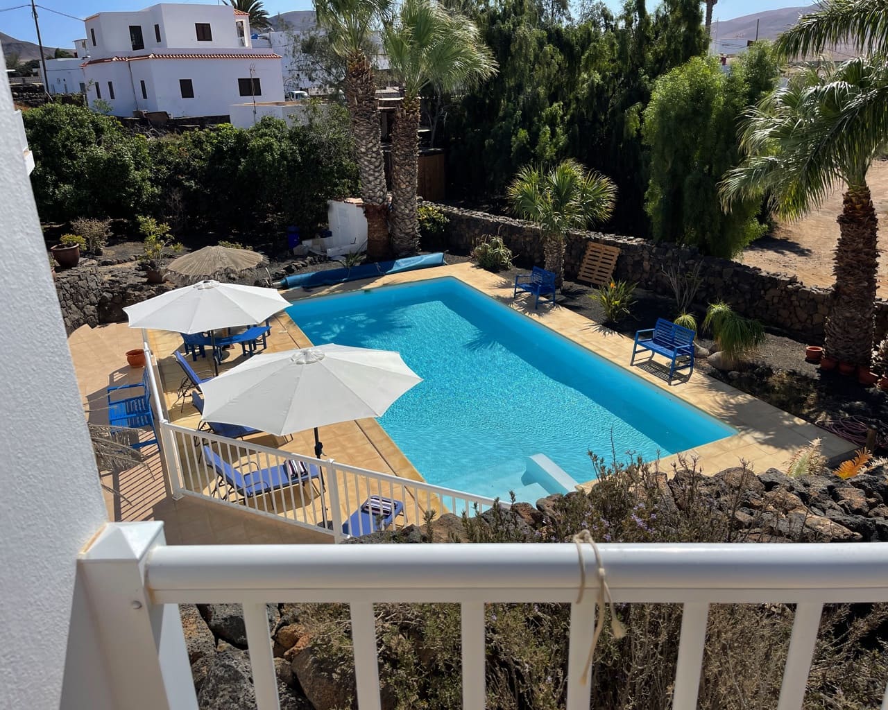 4 slaapkamer Villa te koop in El Roque met zwembad garage - € 1.500.000 (Ref: 9160309)