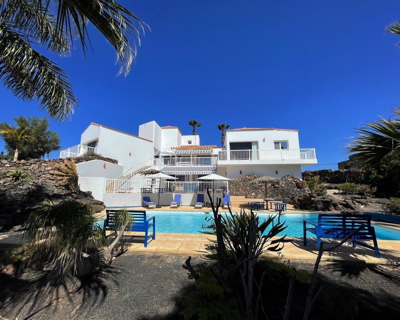 4 slaapkamer Villa te koop in El Roque met zwembad garage - € 1.500.000 (Ref: 9160309)