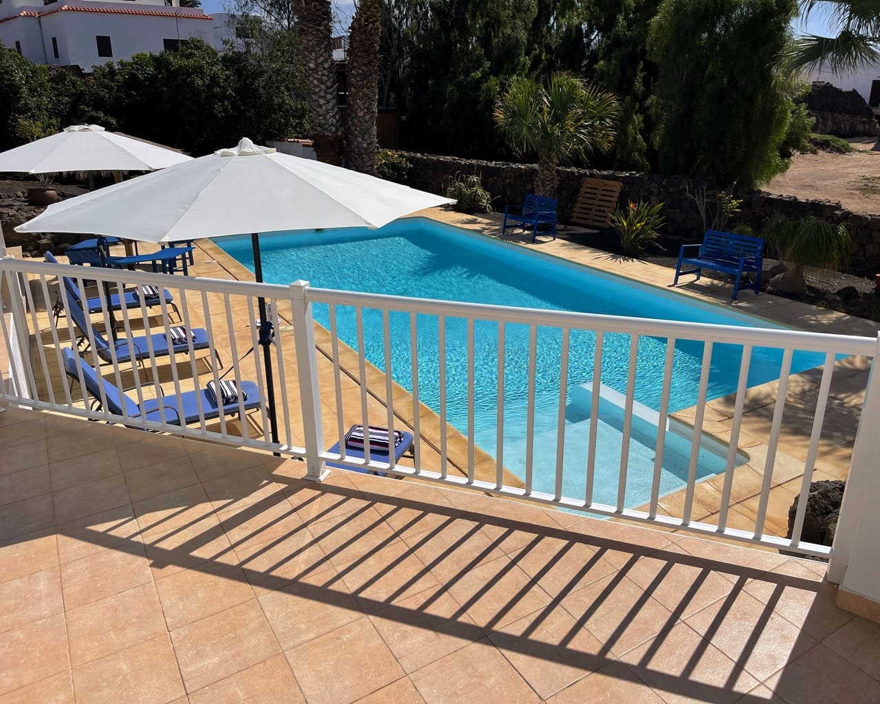 4 slaapkamer Villa te koop in El Roque met zwembad garage - € 1.500.000 (Ref: 9160309)