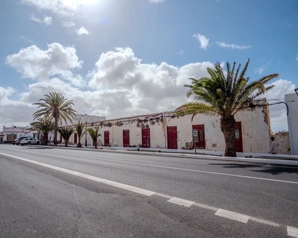 Ruin till salu i La Oliva - 160 000 € (Ref: 9254190)