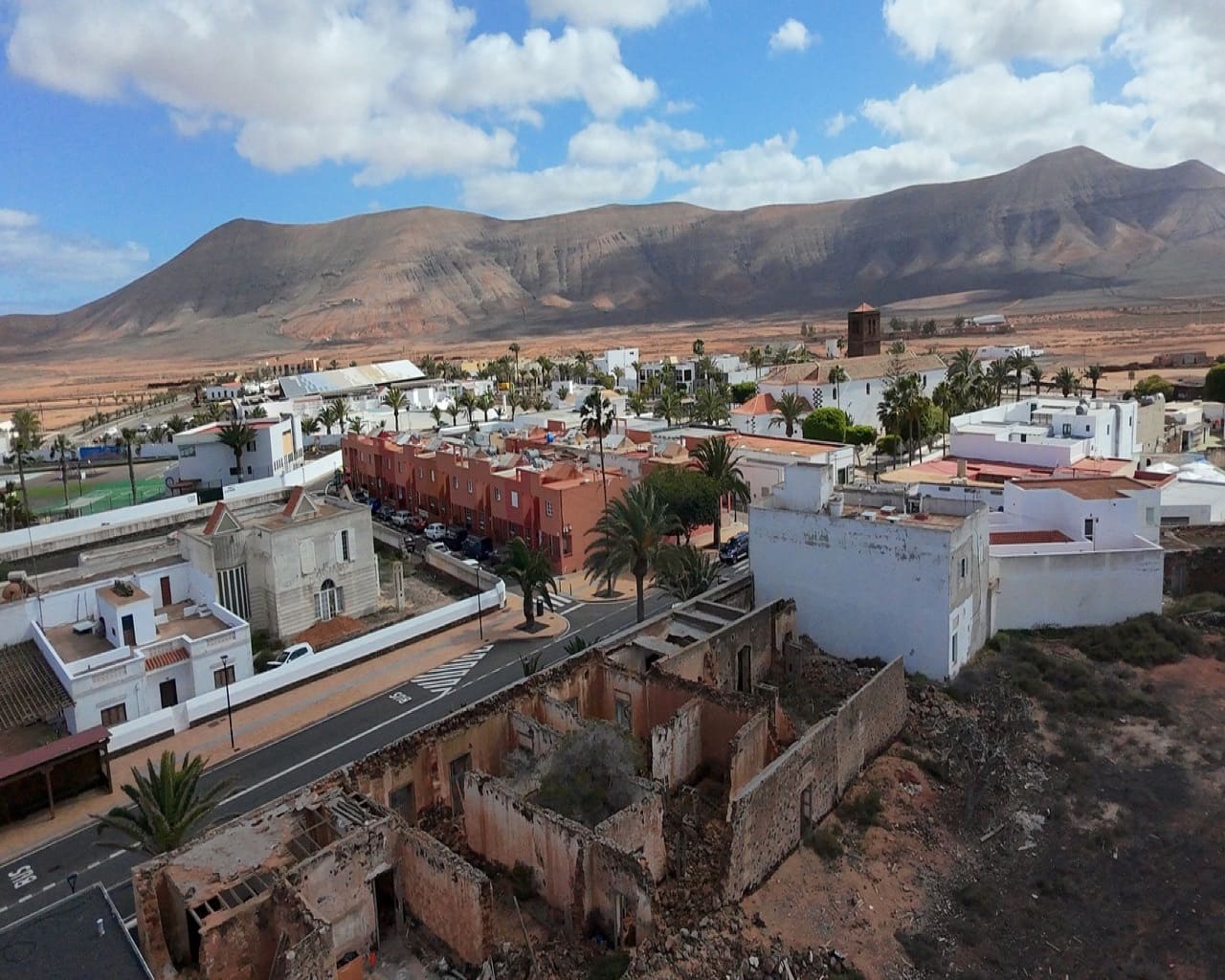 Ruin til salgs i La Oliva - € 160 000 (Ref: 9254190)