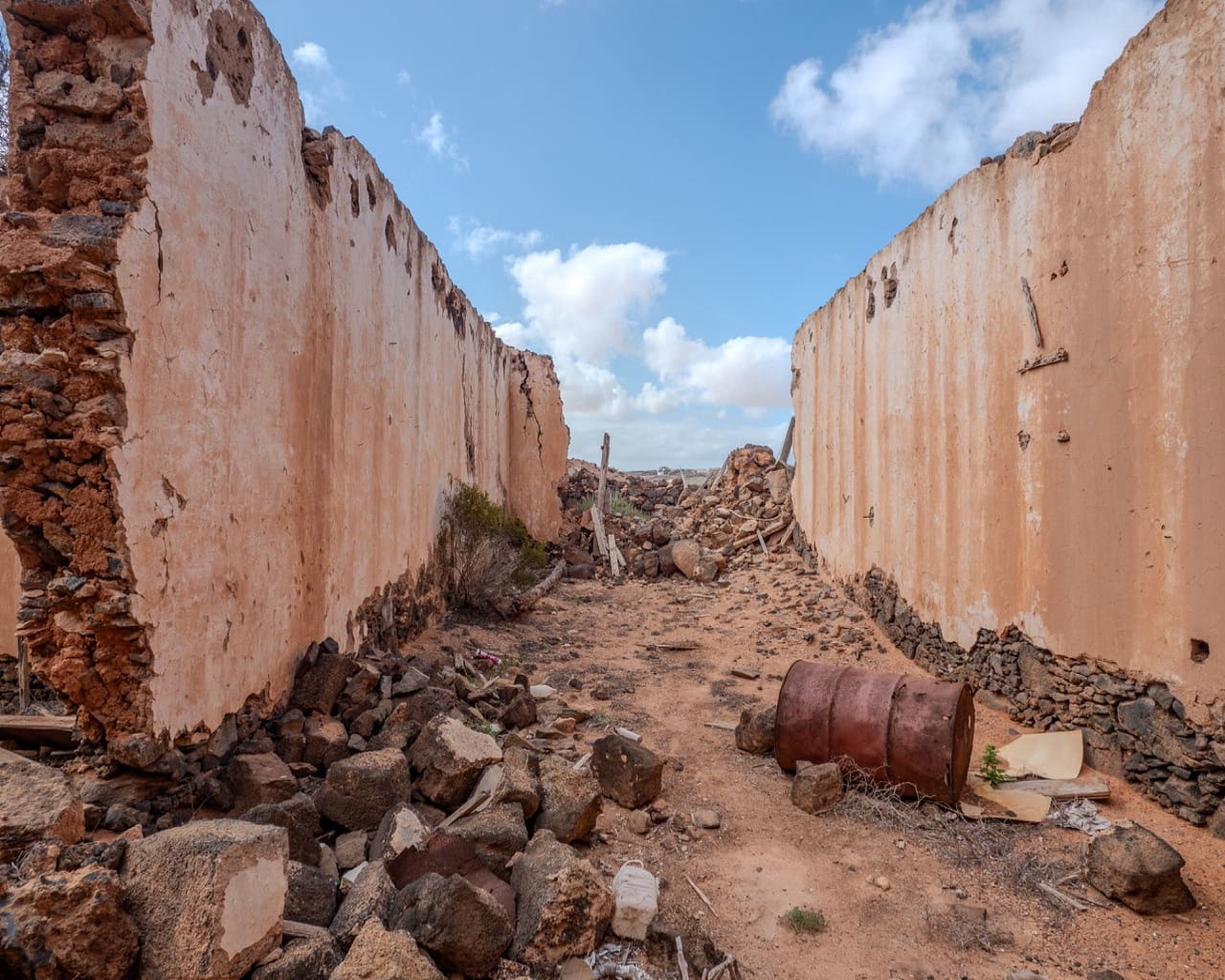 Ruin til salgs i La Oliva - € 160 000 (Ref: 9254190)