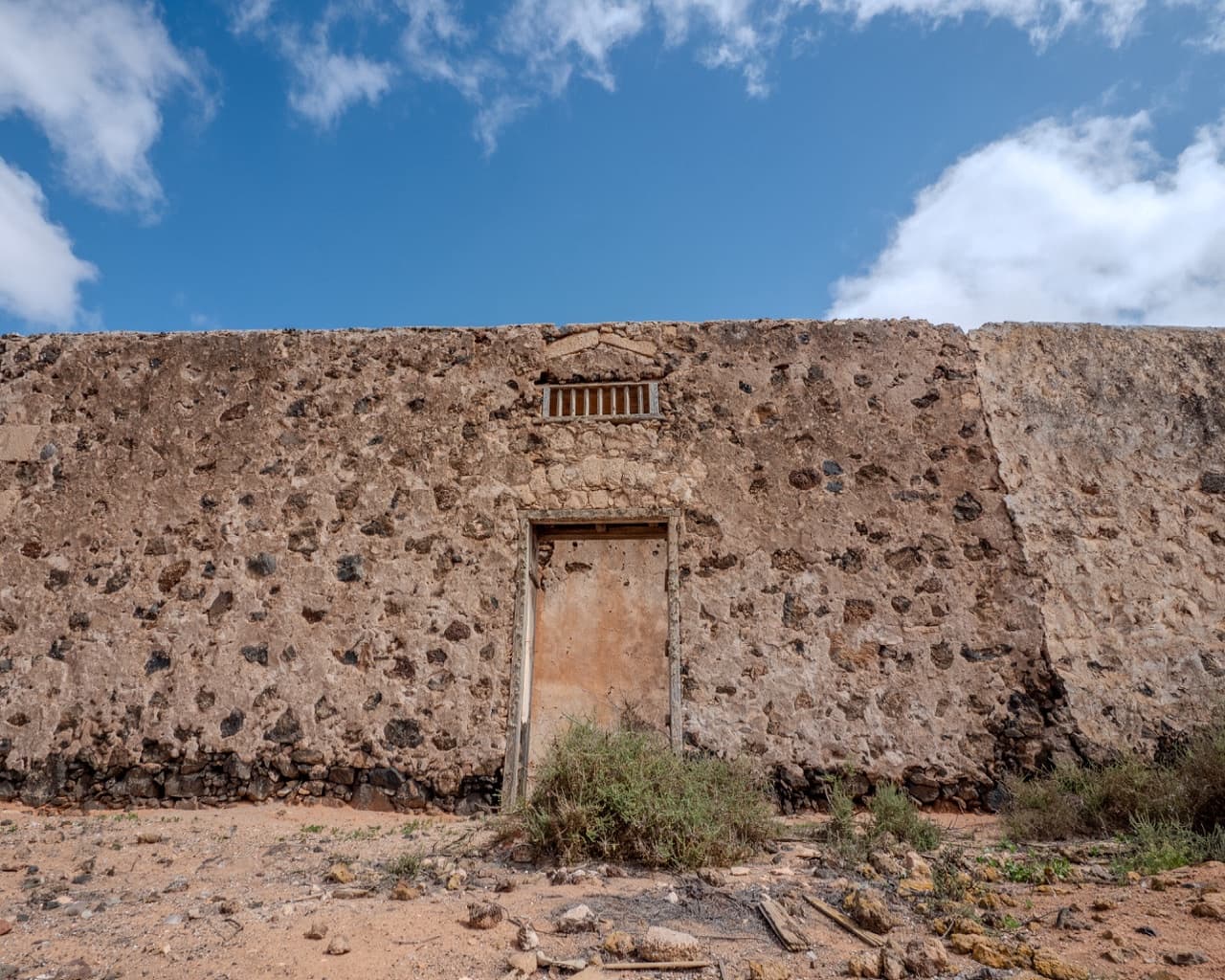 Ruin til salgs i La Oliva - € 160 000 (Ref: 9254190)