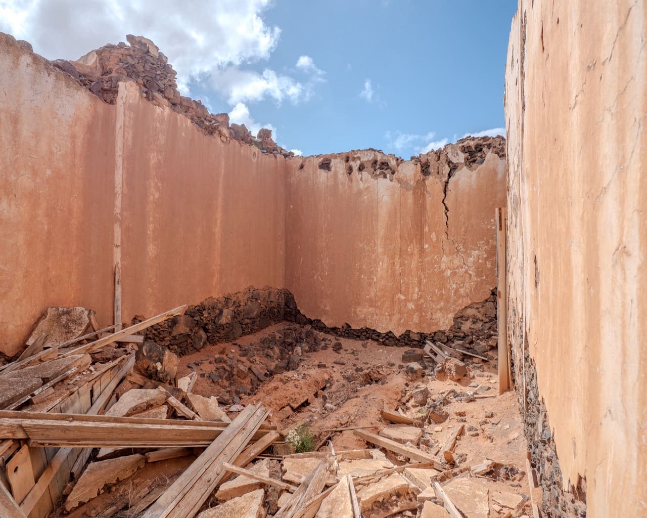 Ruin til salgs i La Oliva - € 160 000 (Ref: 9254190)