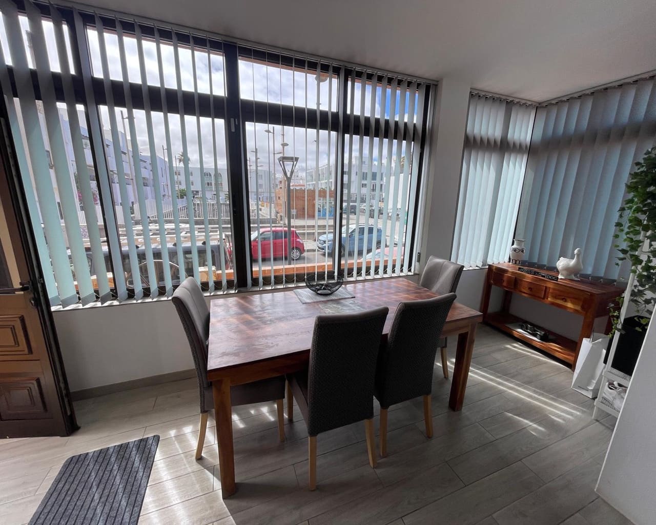 2 soveværelse Lejlighed til salg i Corralejo - € 355.000 (Ref: 9327044)