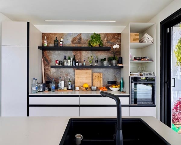 3 soveværelse Villa til salg i La Oliva med garage - € 676.000 (Ref: 9378336)