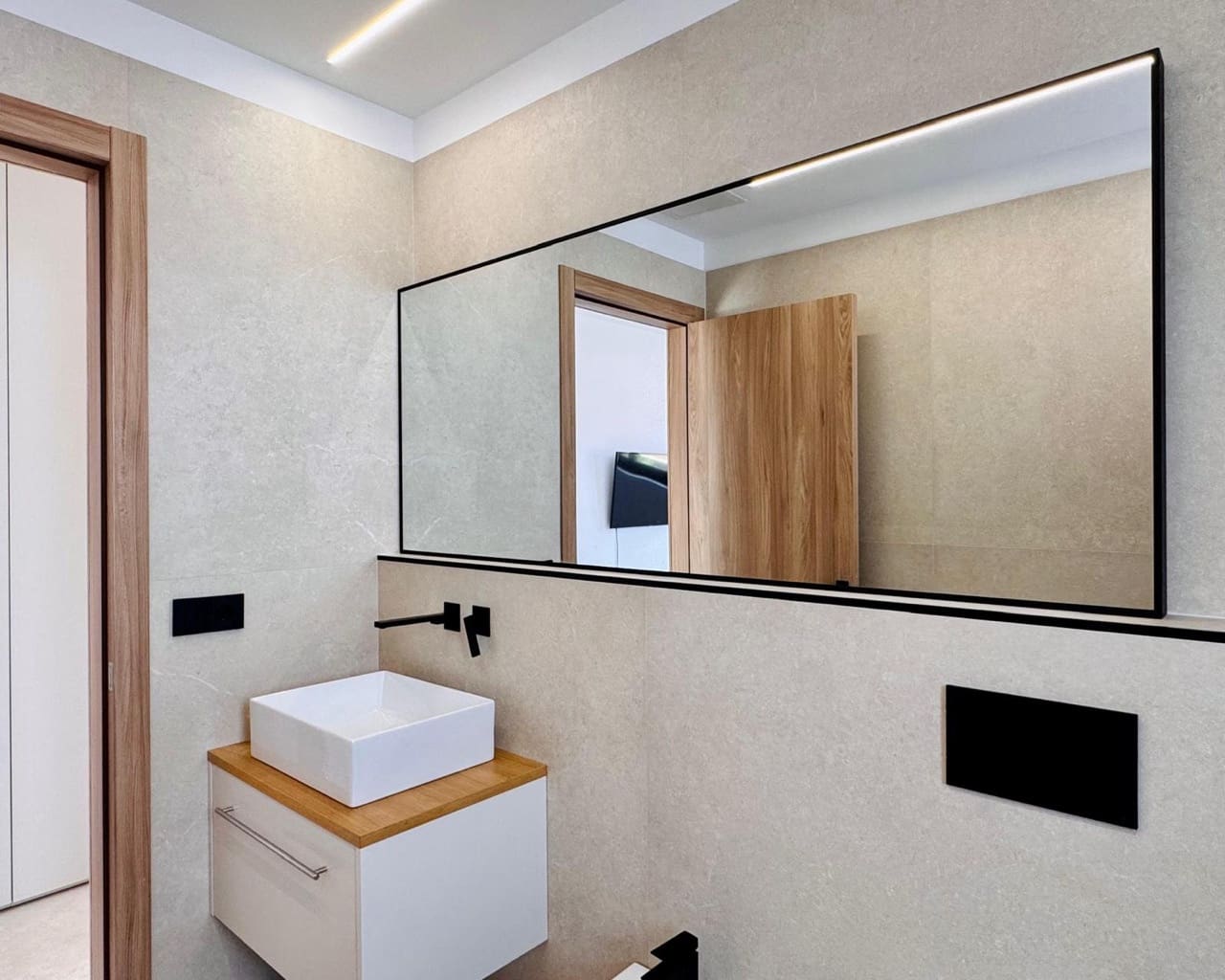 3 soveværelse Villa til salg i La Oliva med garage - € 676.000 (Ref: 9378336)