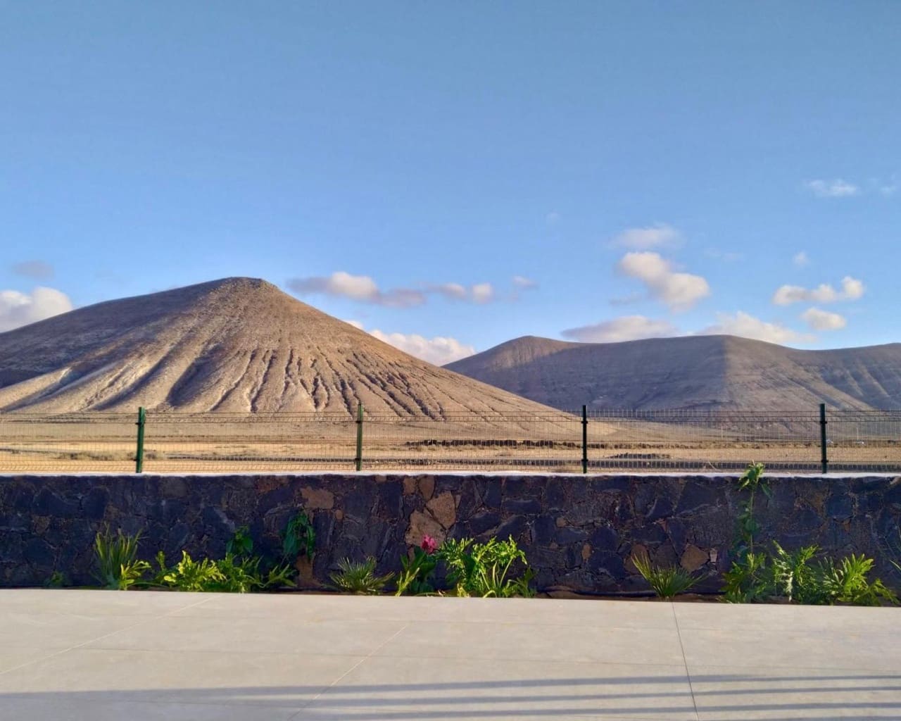 3 soveværelse Villa til salg i La Oliva med garage - € 676.000 (Ref: 9378336)