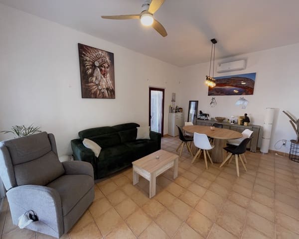 3 bedroom Villa for sale in La Oliva with pool garage - € 338,000 (Ref: 9610181)