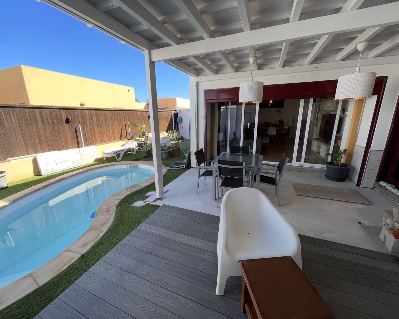 3 bedroom Villa for sale in La Oliva with pool garage - € 338,000 (Ref: 9610181)