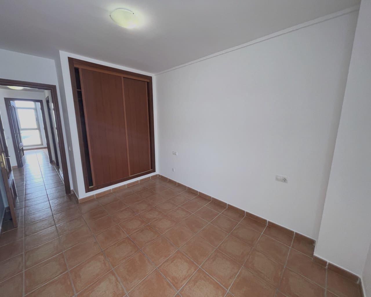 3 Zimmer Apartment zu verkaufen in La Oliva mit Garage - 249.500 € (Ref: 9973794)