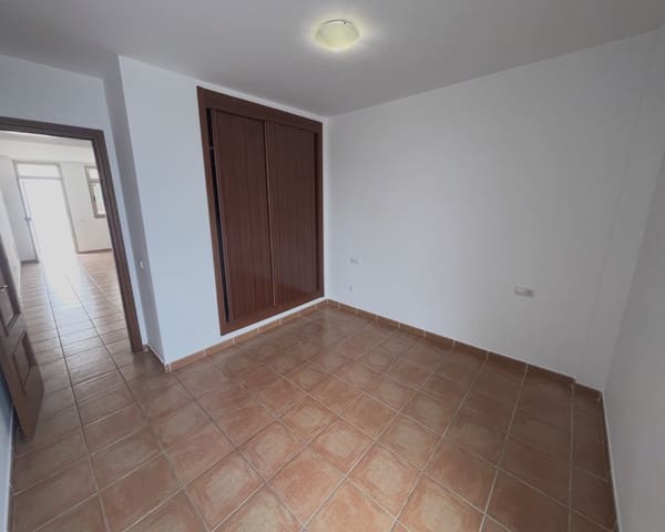 Apartamento de 3 habitaciones en El Cotillo, La Oliva en venta con garaje - 249.500 € (Ref: 9973794)