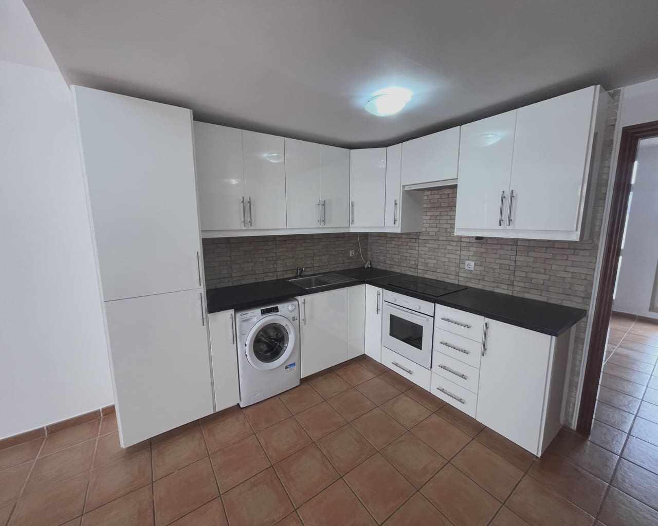 3 Zimmer Apartment zu verkaufen in La Oliva mit Garage - 249.500 € (Ref: 9973794)