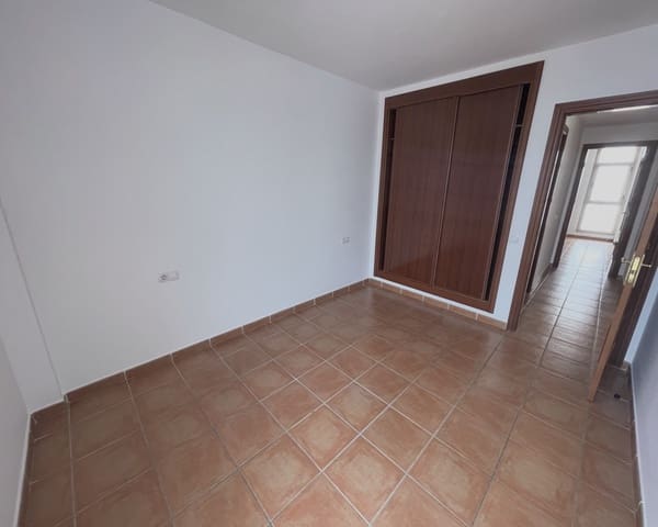 Apartamento de 3 habitaciones en El Cotillo, La Oliva en venta con garaje - 249.500 € (Ref: 9973794)