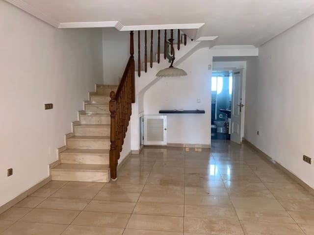 4 makuuhuone Huoneisto myytävänä paikassa Punta Prima, Torrevieja mukana uima-altaan - 185 000 € (Ref: 7898617)