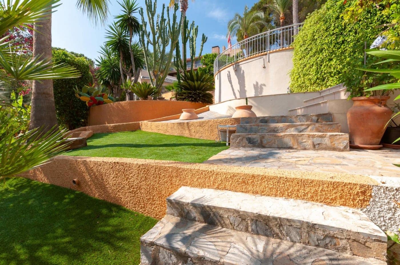 5 Zimmer Villa zu verkaufen in Campoamor mit Pool - 1.690.000 € (Ref: 7902647)