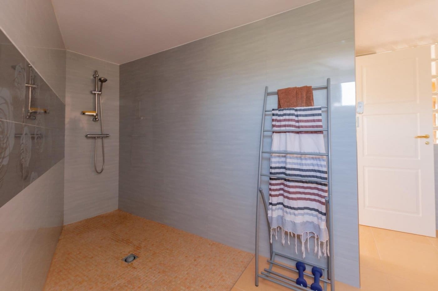 5 Zimmer Villa zu verkaufen in Campoamor mit Pool - 1.690.000 € (Ref: 7902647)