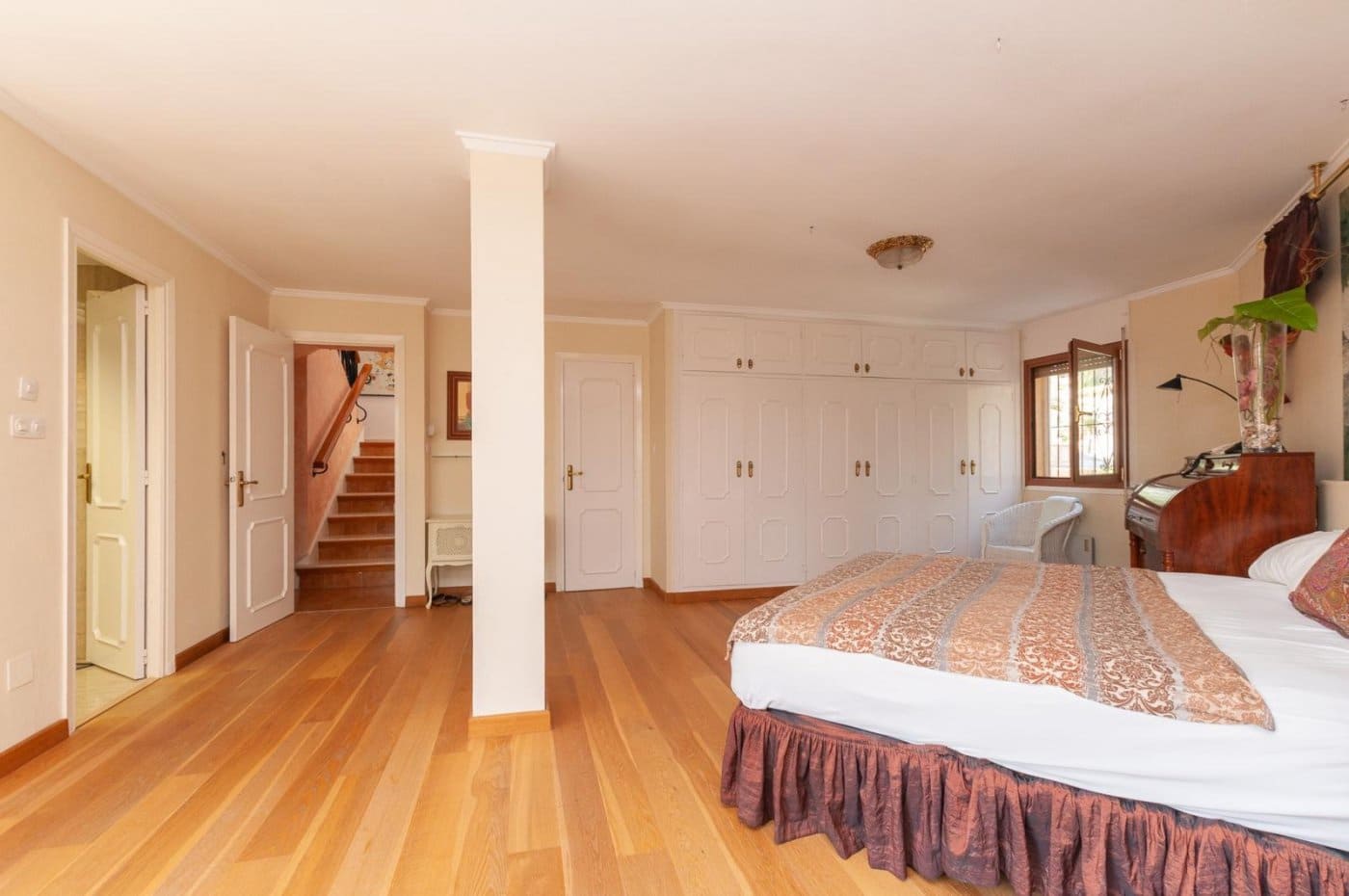 5 Zimmer Villa zu verkaufen in Campoamor mit Pool - 1.690.000 € (Ref: 7902647)