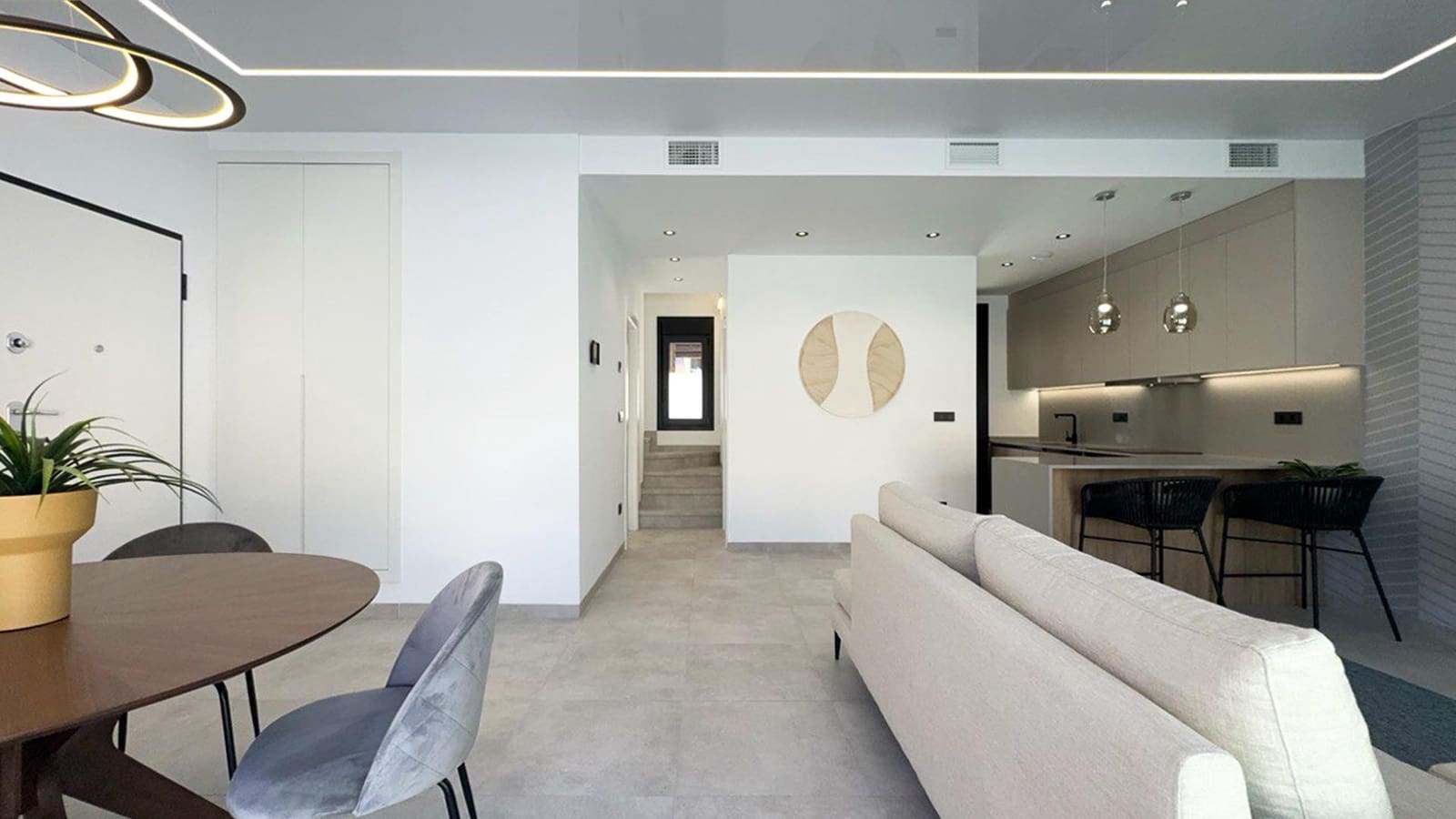 3 slaapkamer Villa te koop in Villamartin met zwembad - € 399.500 (Ref: 8482181)